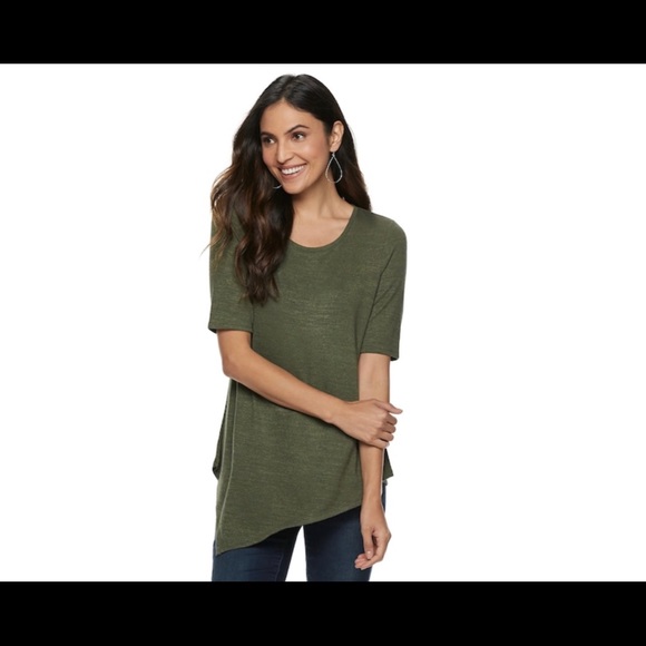 Asymmetrical Knit Tee in Lavender - Picture 14 of 14